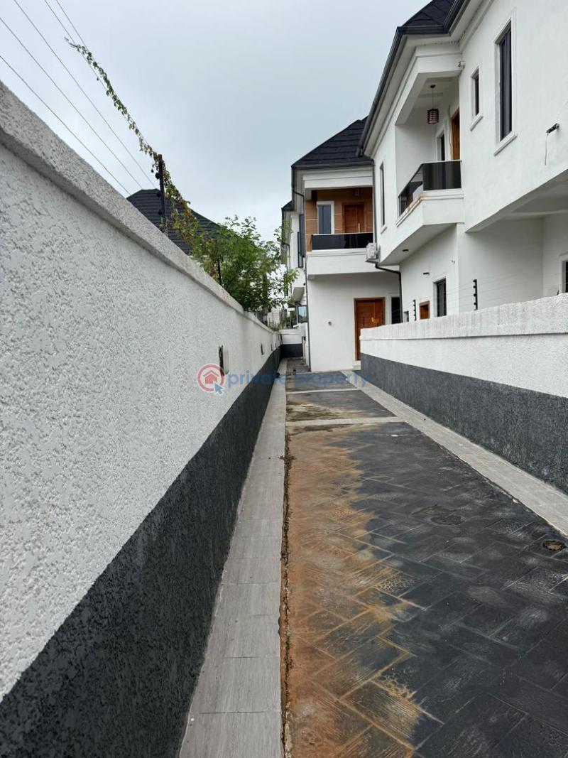 4 bedroom Semi detached Duplex For Rent Nicely Finished 4bedroom Semi Detached Duplex For Rent In Secured Estate Ajah Lagos - 0