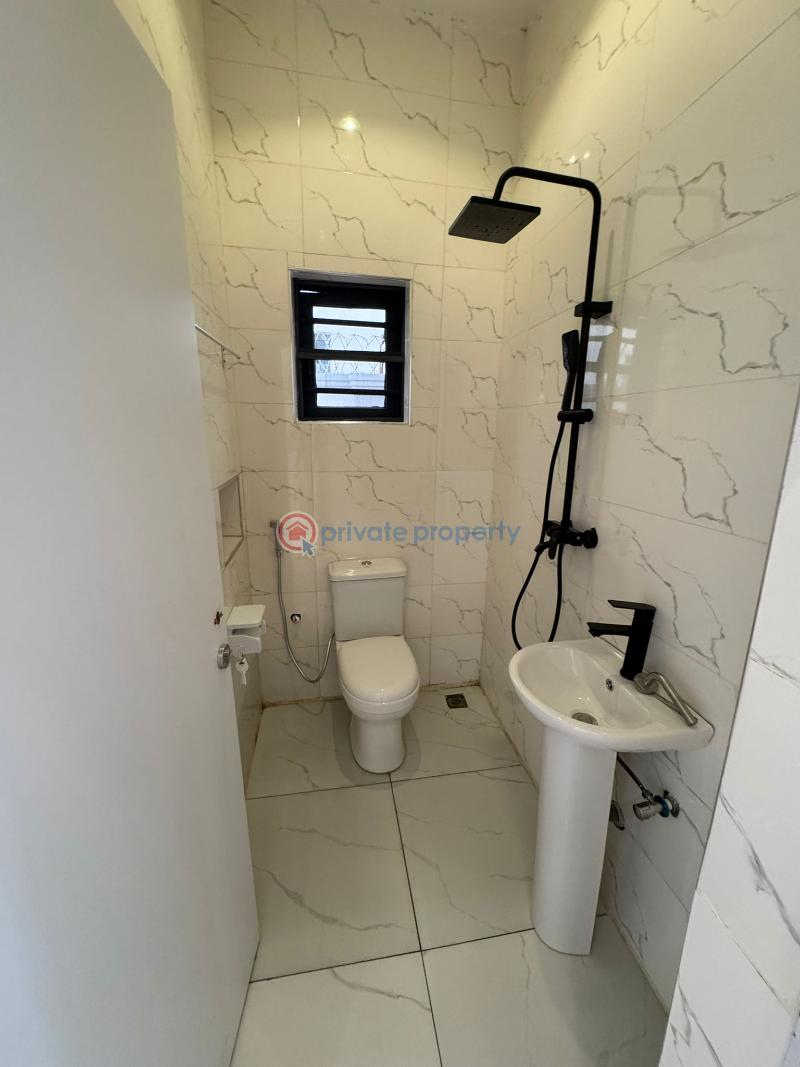 4 bedroom Semi detached Duplex For Sale Along Voice Of Nigeria Road Lugbe Abuja Phase 4  - 20