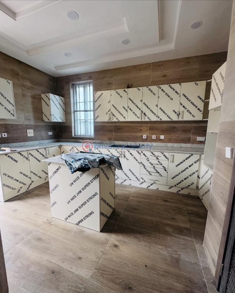 4 bedroom Semi detached Duplex For Sale Maryland Lagos - 3