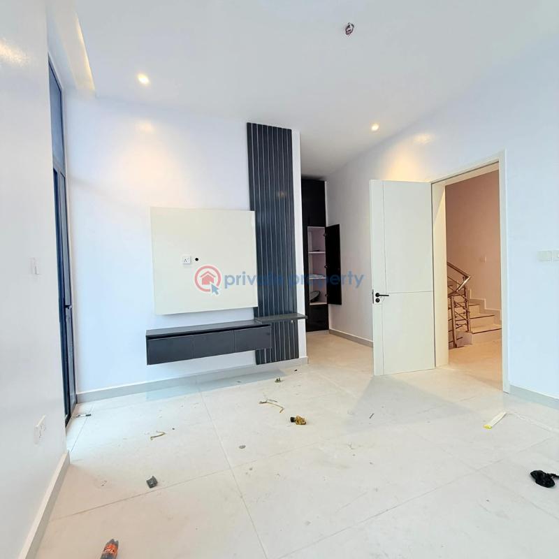 4 bedroom Semi detached Duplex For Sale Adeniyi Jones Ikeja Lagos - 11