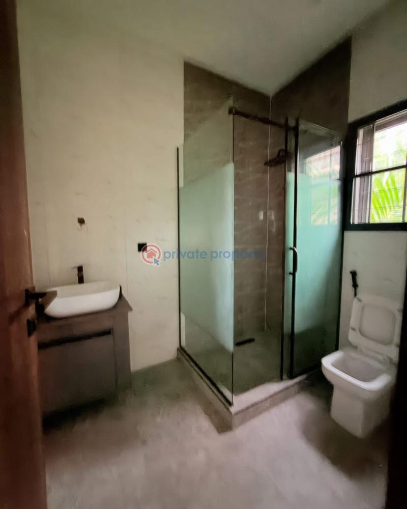 4 bedroom Semi detached Duplex For Sale Magodo Gra Phase 1 Kosofe/Ikosi Lagos - 6