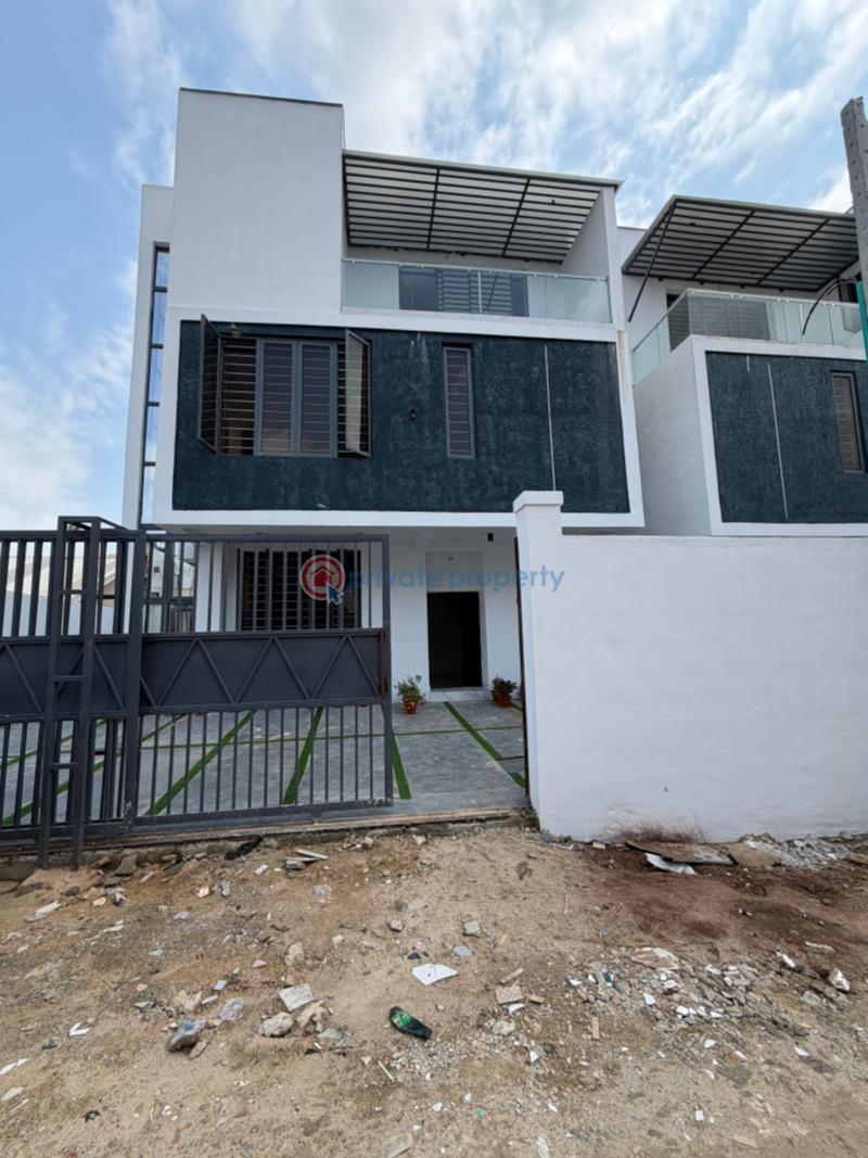 4 bedroom Semi detached Duplex For Sale Ologolo Lekki Lagos - 1
