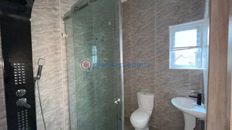 4 bedroom House For Rent Arowojobe Mende Maryland Lagos - 4