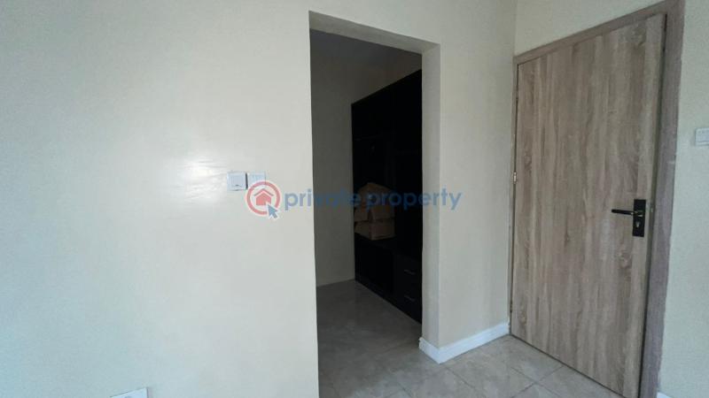 4 bedroom House For Rent Arowojobe Mende Maryland Lagos - 3