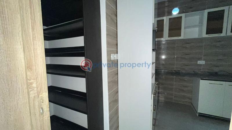 4 bedroom House For Rent Arowojobe Mende Maryland Lagos - 0