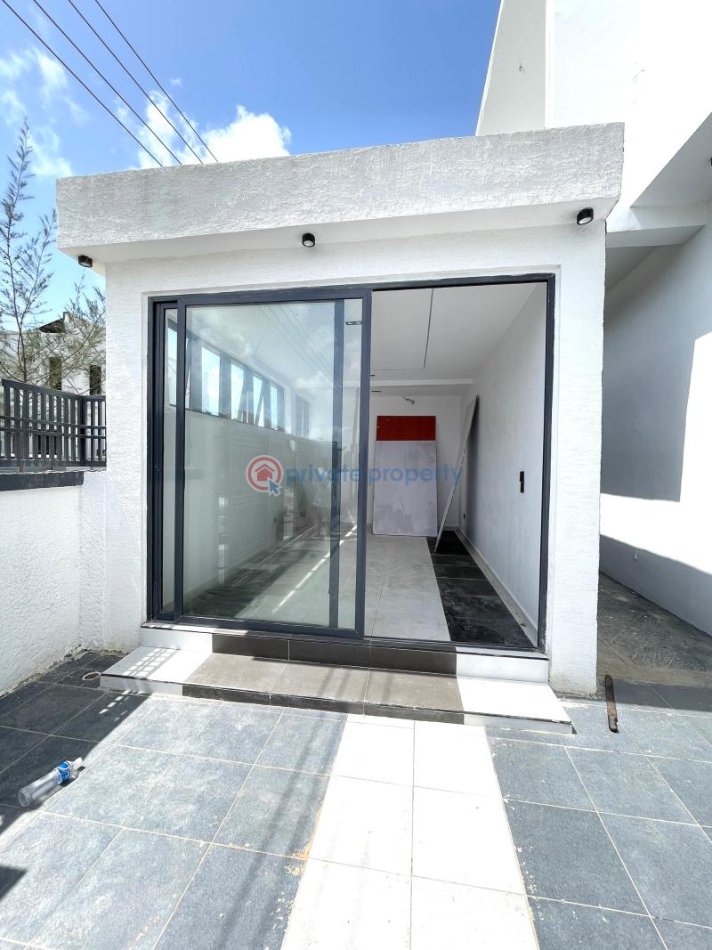 4 bedroom Semi detached Duplex For Sale Ikota Lekki Lagos - 3