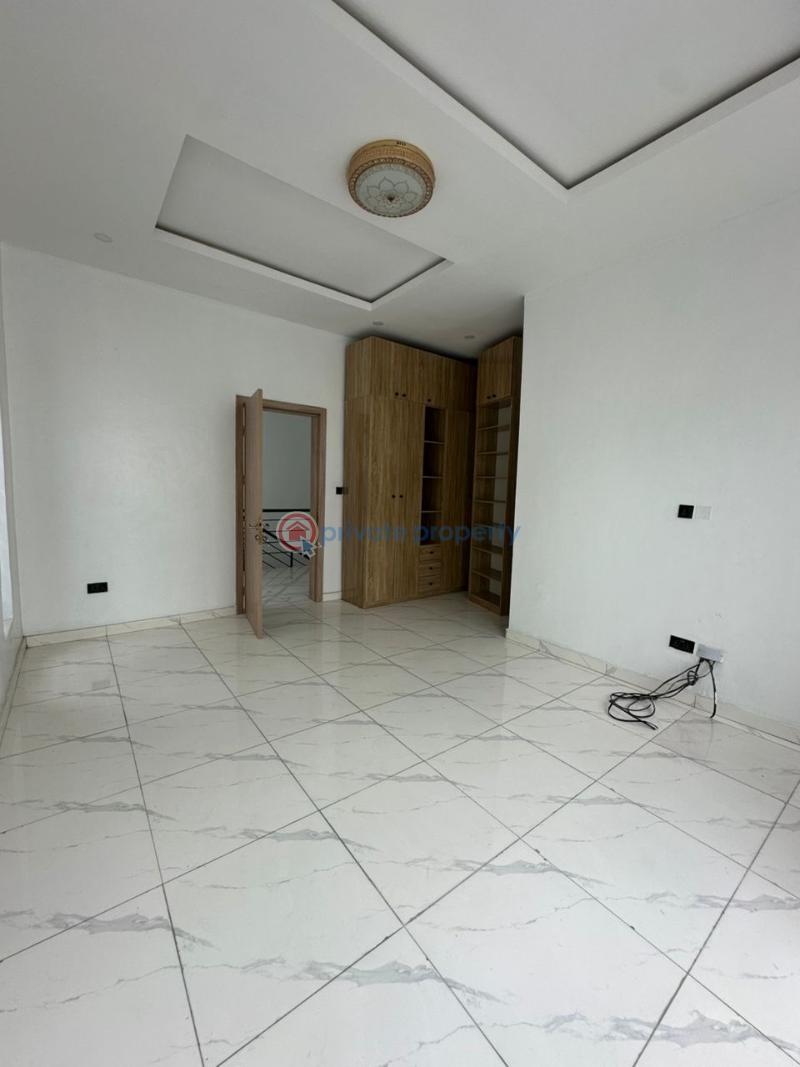 4 bedroom Terraced Duplex For Sale Ikota Lekki Lagos - 3