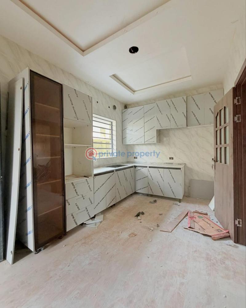 4 bedroom Terraced Duplex For Sale Maryland Lagos - 2