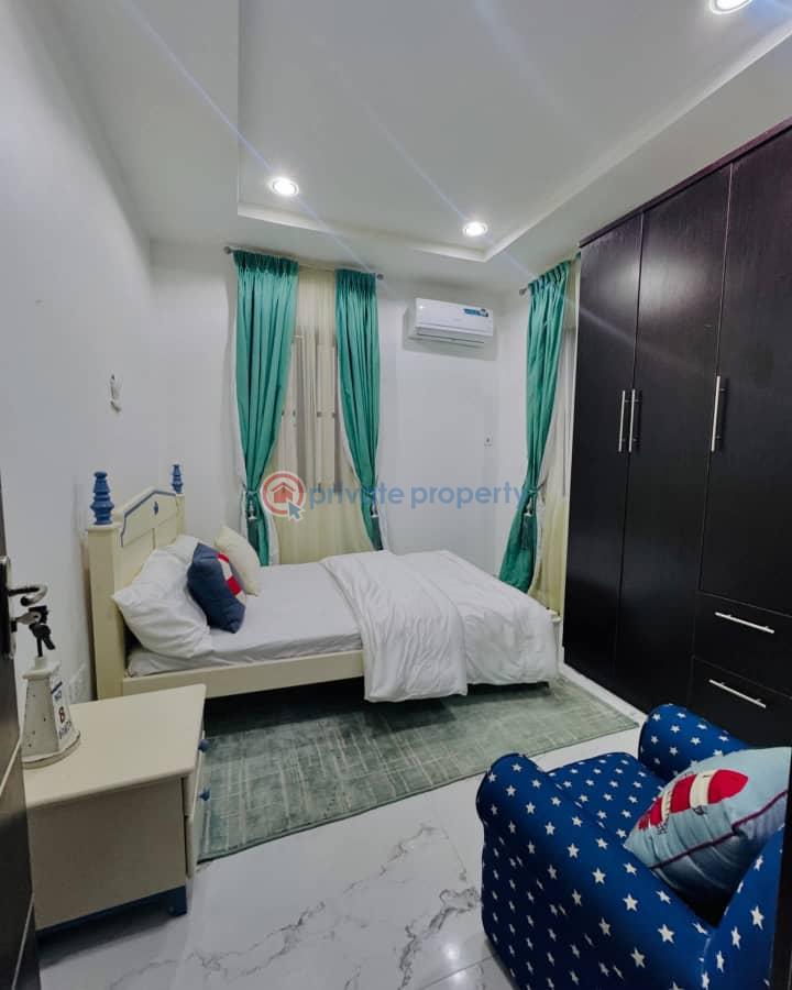 4 bedroom Terraced Duplex For Sale Phase 2 Magodo Kosofe/Ikosi Lagos - 11