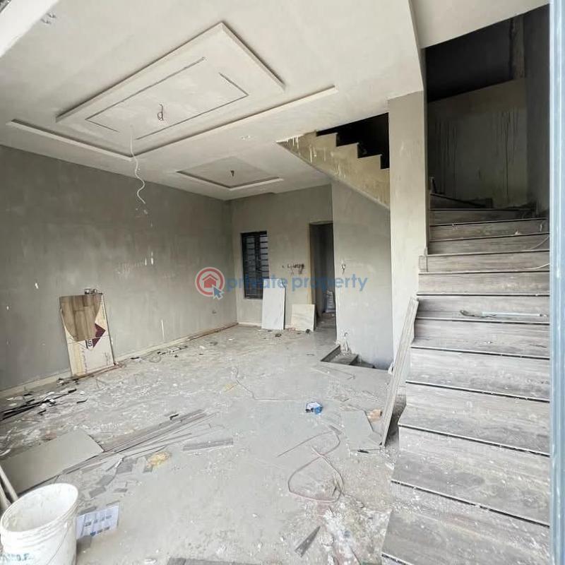 4 bedroom Terrace For Sale Adeniyi Jones Ikeja Lagos - 3
