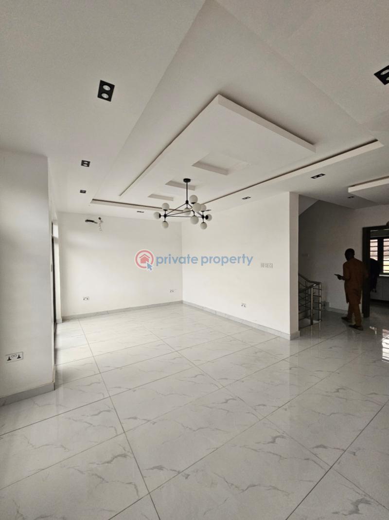 Newly built 4bedroom terrace duplex in thomas estate - 13 4 bedroom Duplex For Rent Thomas Estate Ajah Lagos - 13