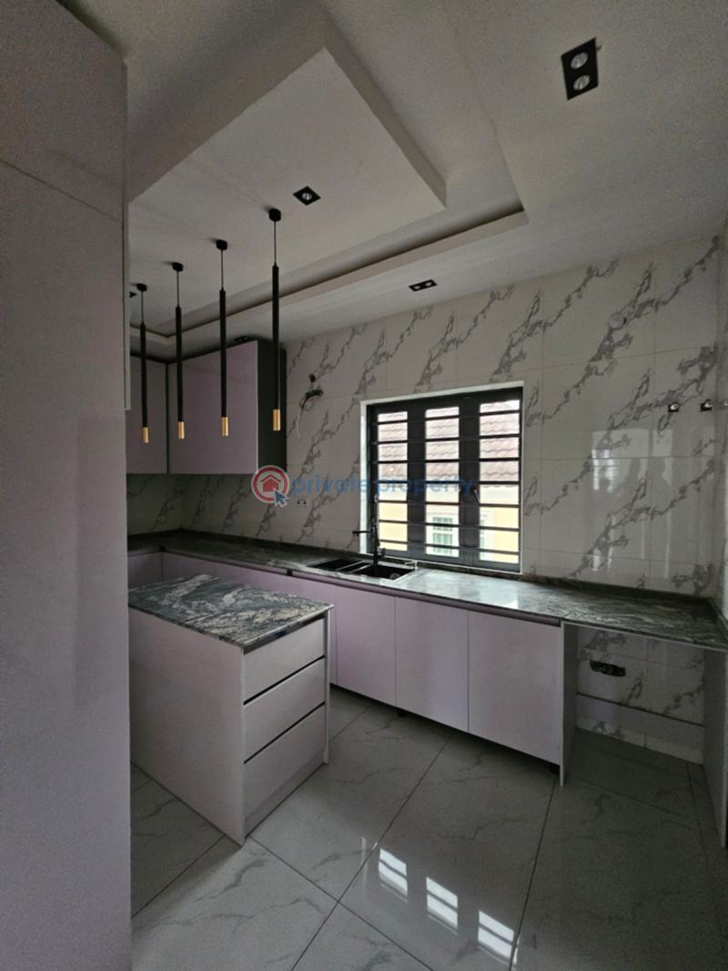 Newly built 4bedroom terrace duplex in thomas estate - 14 4 bedroom Duplex For Rent Thomas Estate Ajah Lagos - 14