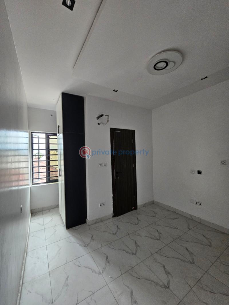 Newly built 4bedroom terrace duplex in thomas estate - 5 4 bedroom Duplex For Rent Thomas Estate Ajah Lagos - 5