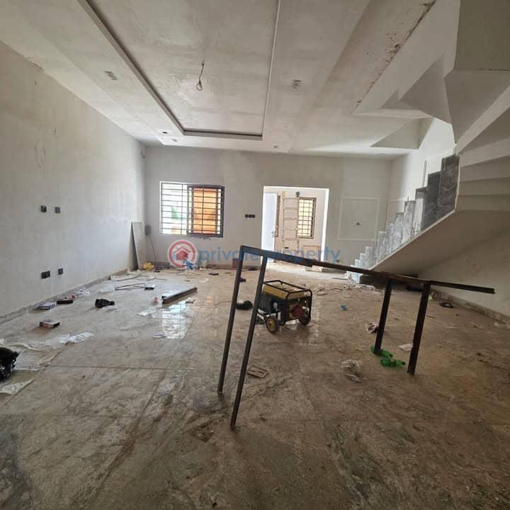 4 bedroom Terraced Duplex For Sale Jahi Abuja Phase 2  - 2