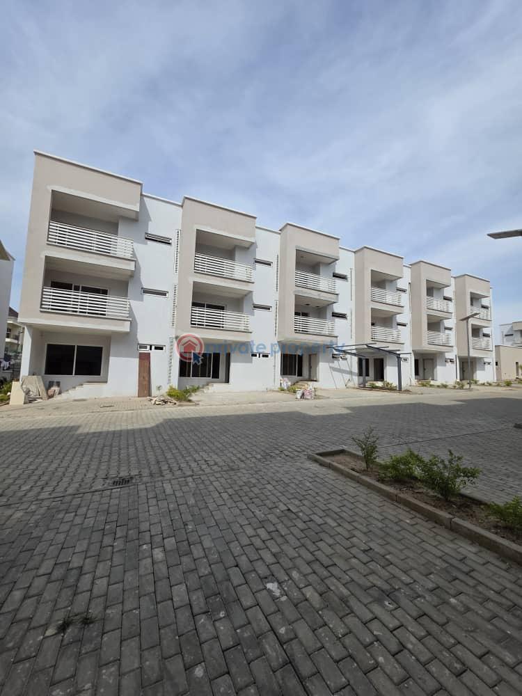 4 bedroom Terraced Duplex For Sale Utako Abuja Phase 2  - 2