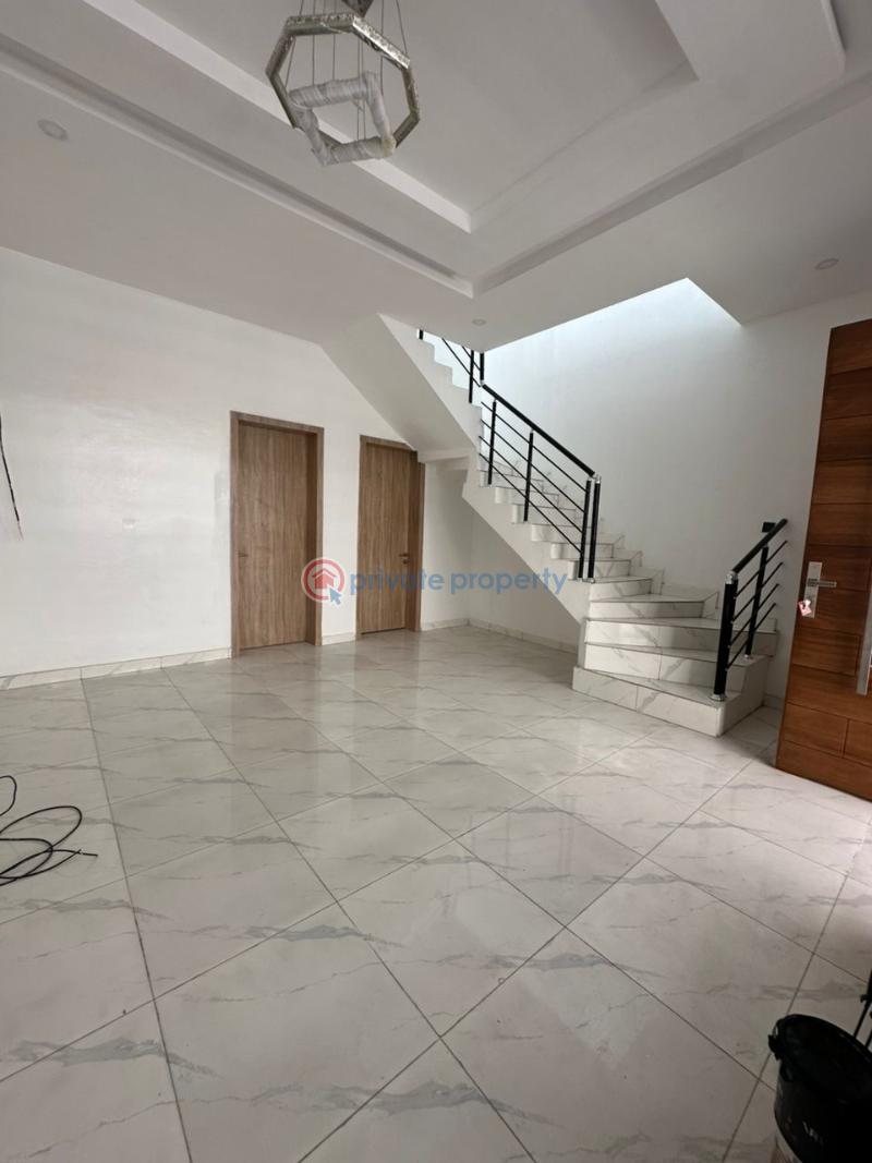 4 bedroom Terraced Duplex For Sale Ikota Lekki Lagos - 18