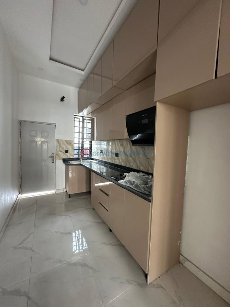 4 bedroom Terraced Duplex For Sale Ikota Lekki Lagos - 17