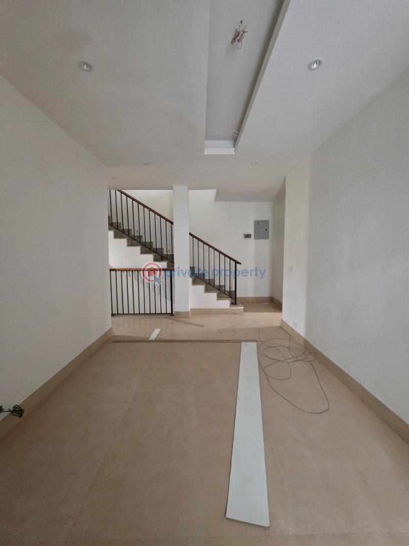 Newly built 4bedroom terrace with bq - 6 4 bedroom Terraced Duplex For Sale Life Camp Abuja Phase 3  - 6