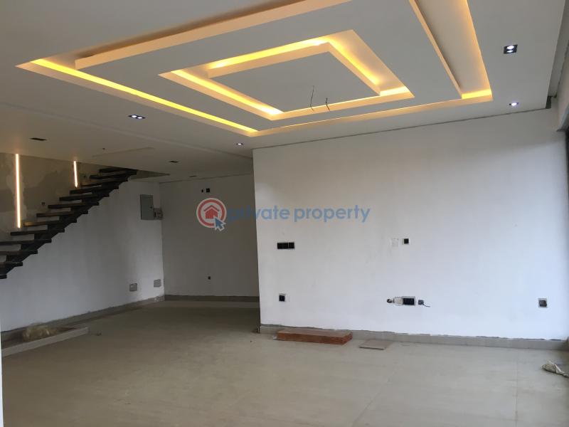 4 bedroom Maisonette For Sale Shonibare Estate Maryland Lagos - 0