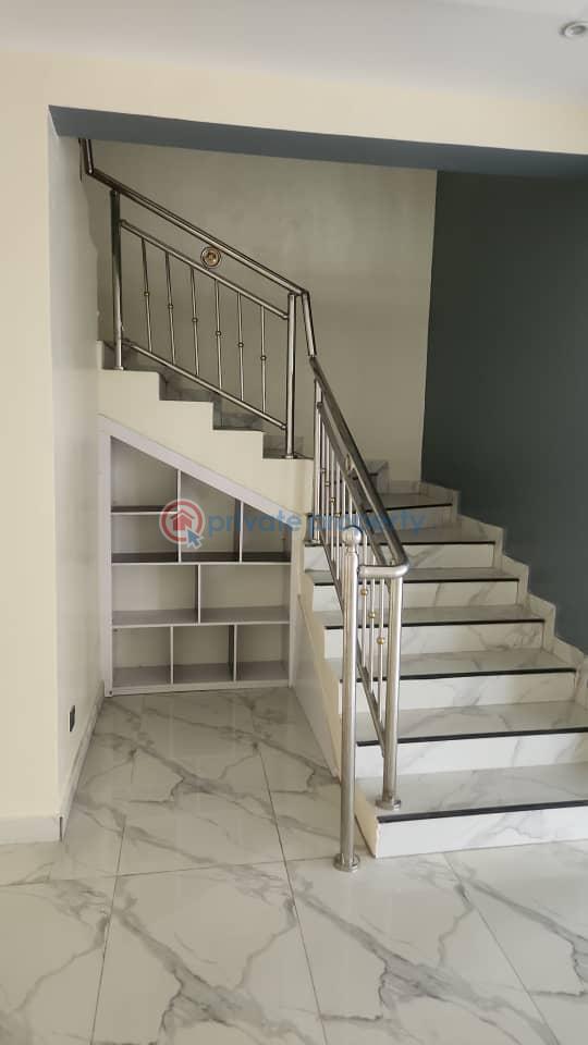 4 bedroom Semi detached Duplex For Rent Ogudu GRA Lagos - 3