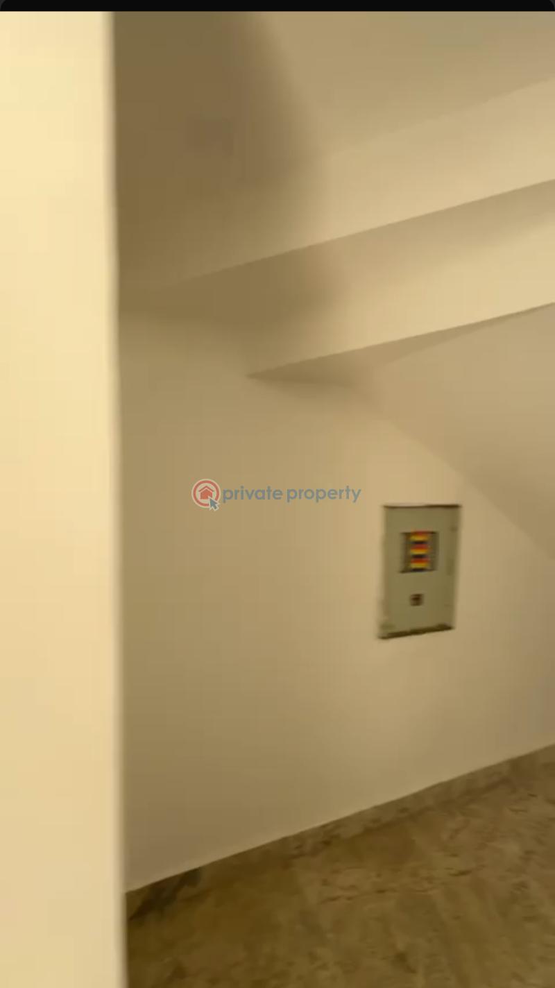 4 bedroom Terraced Duplex For Rent Jahi Gilmore Jahi Abuja Phase 2  - 2