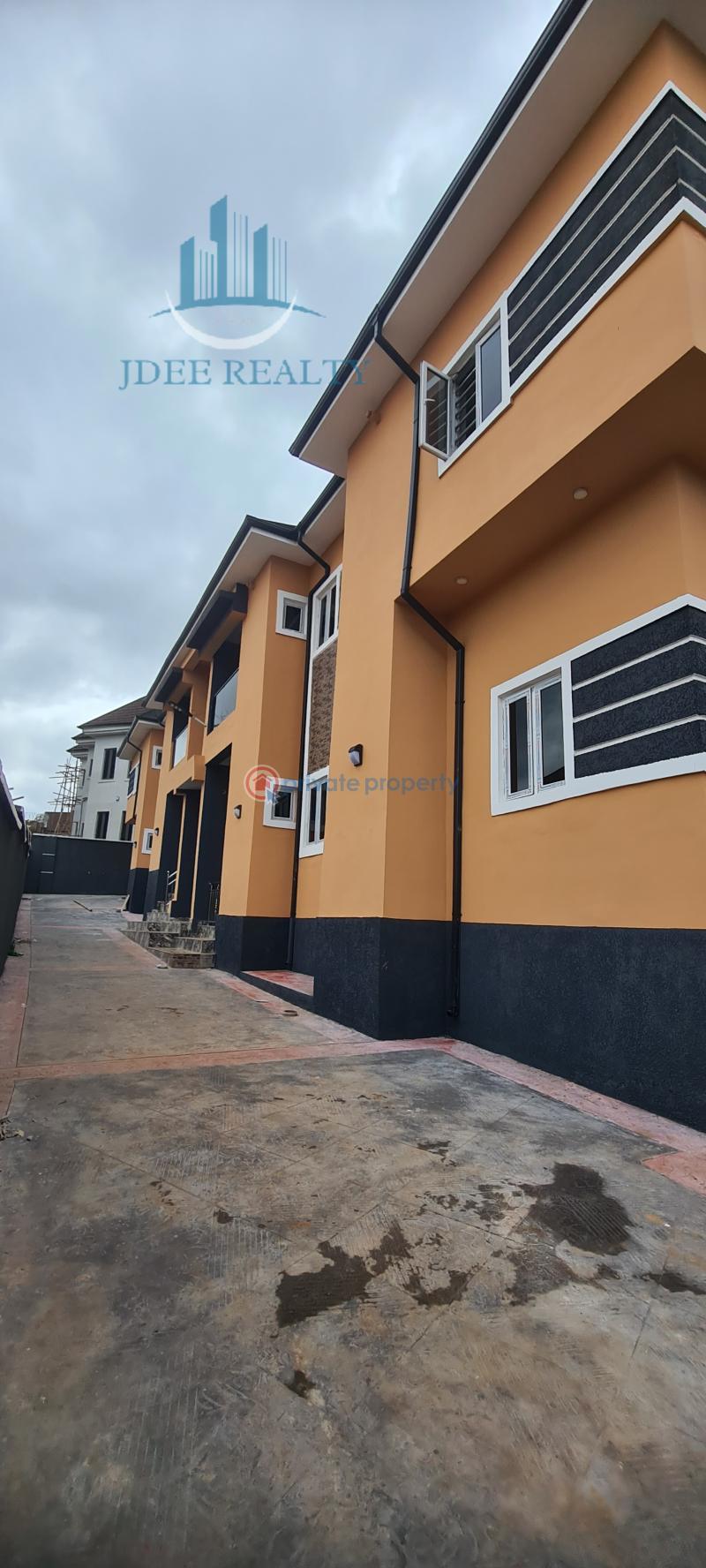 3 bedroom Block Of Flats For Sale Independence Layout Enugu Suburb Enugu Area  - 0