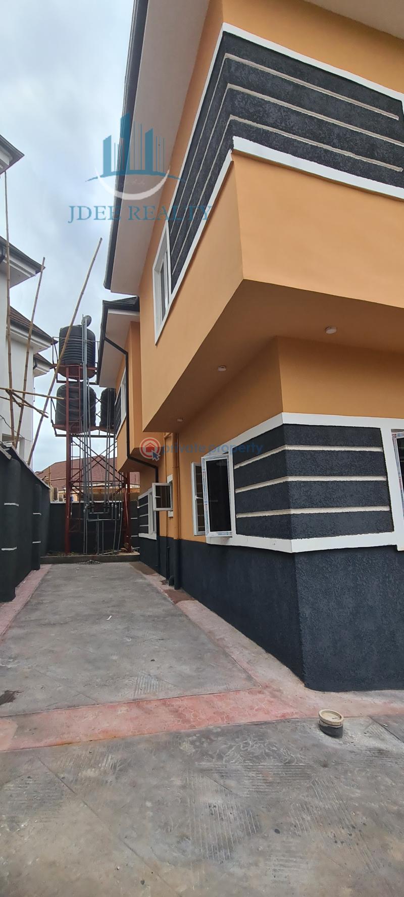 3 bedroom Block Of Flats For Sale Independence Layout Enugu Suburb Enugu Area  - 5