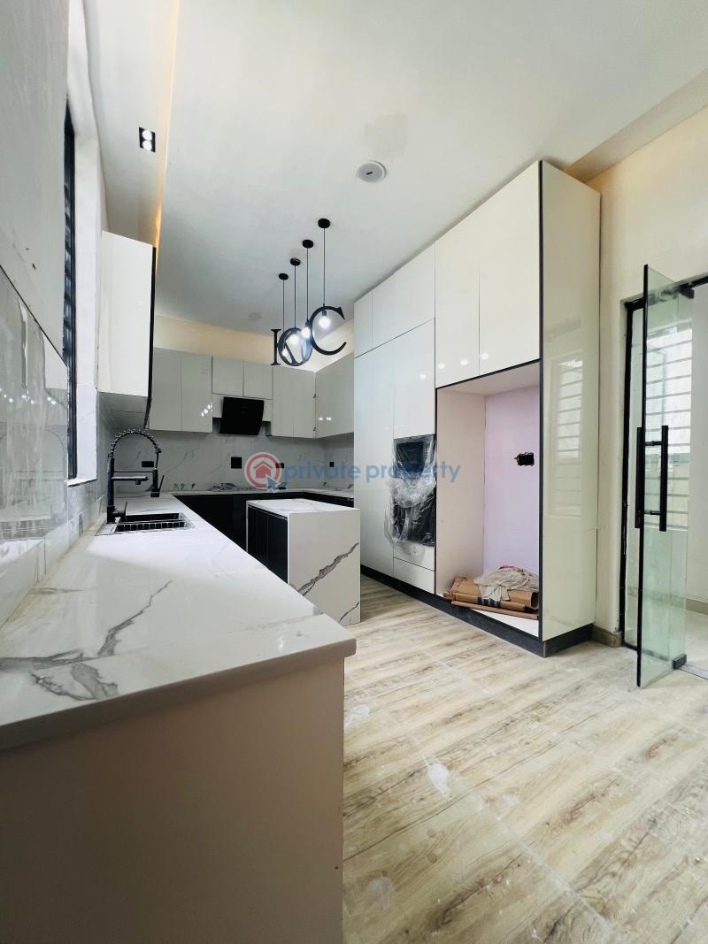 5 bedroom Detached Duplex For Sale Idado Lekki Lagos - 10