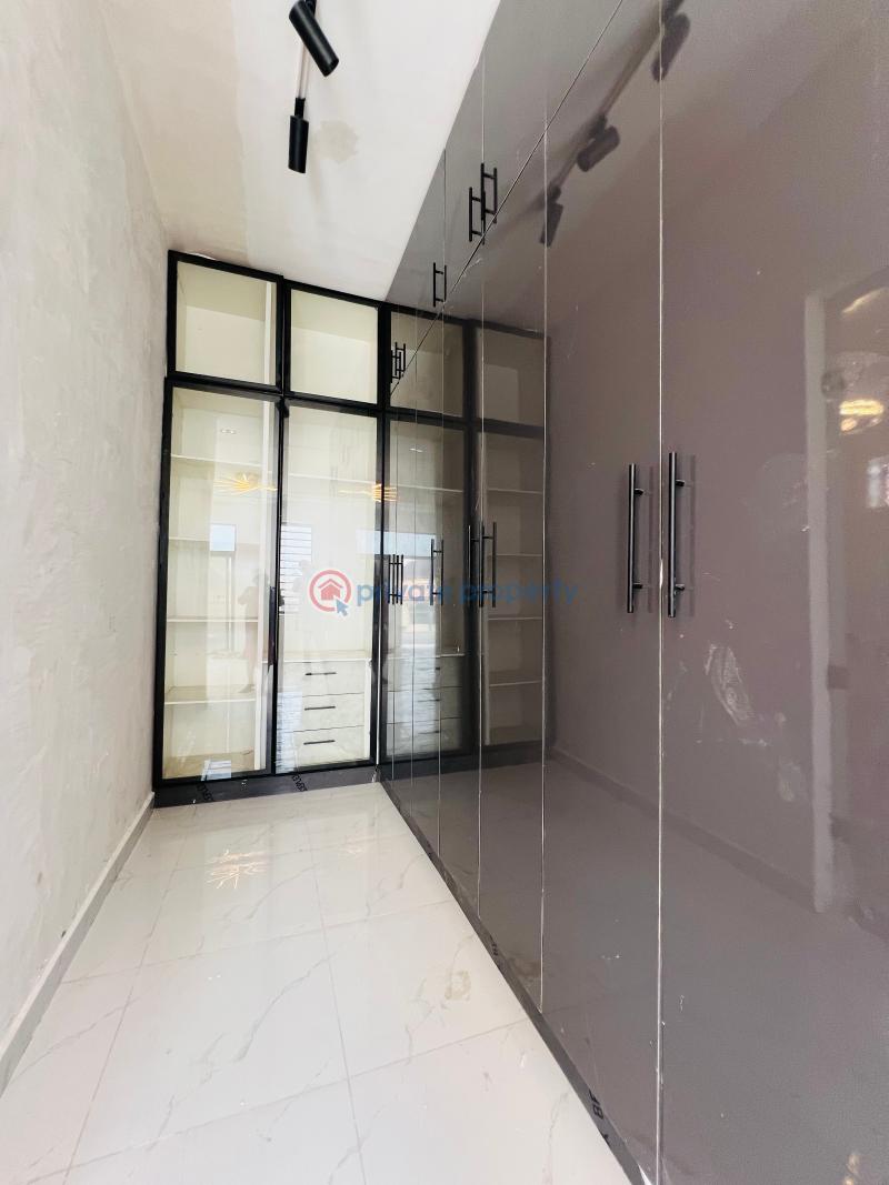 5 bedroom Detached Duplex For Sale Idado Lekki Lagos - 18