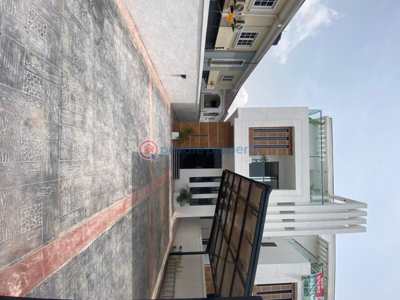 5 bedroom Detached Duplex For Sale Idado Lekki Lagos - 1