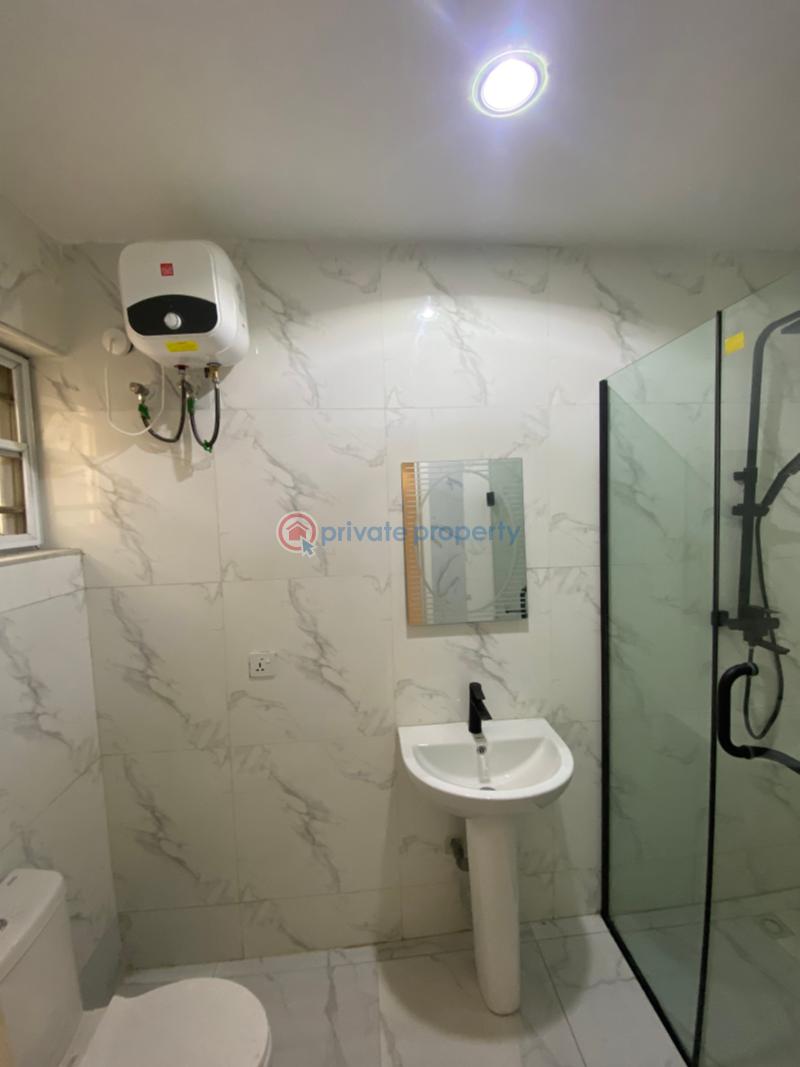 5 bedroom Detached Duplex For Sale Chevy View Chevron Drive Lekki Lagos - 17