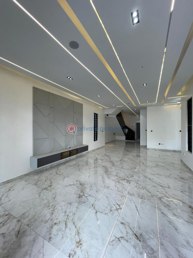 5 bedroom Detached Duplex For Sale Chevron Drive Lekki Lagos - 1