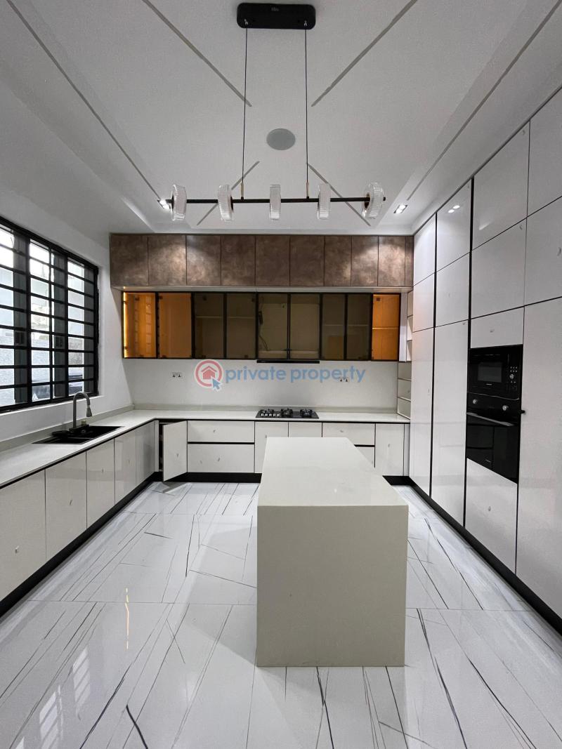 5 bedroom Detached Duplex For Sale Chevron Drive Lekki Lagos - 4