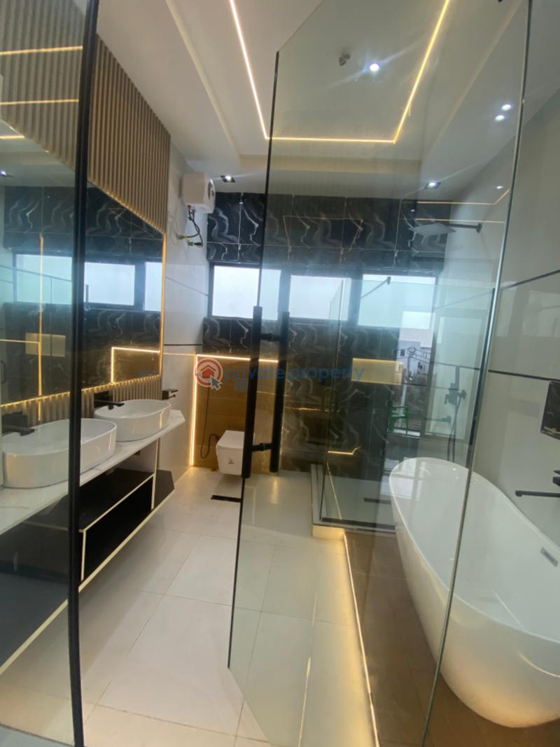 5 bedroom Detached Duplex For Sale Ikota, Lekki Lagos. Ikota Lekki Lagos - 3