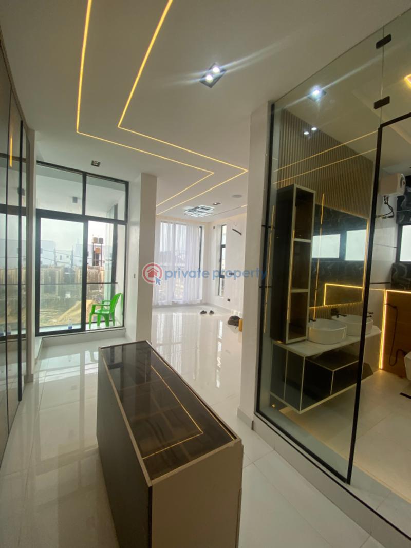 5 bedroom Detached Duplex For Sale Ikota, Lekki Lagos. Ikota Lekki Lagos - 2