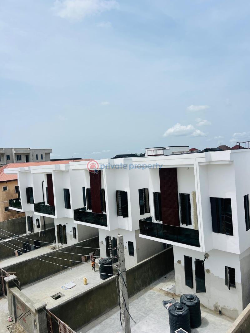 Newly built 5 bed duplex in a gated estate - 2 5 bedroom Detached Duplex For Sale Agungi Lekki Lagos - 2