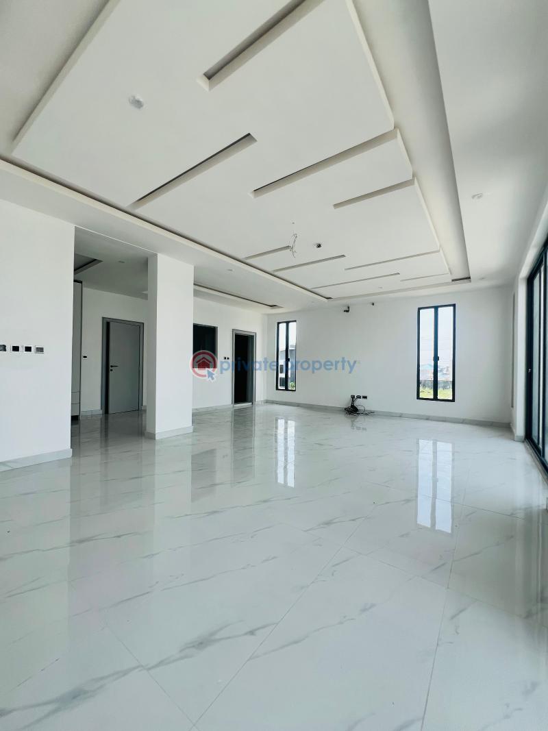 Newly built 5 bed duplex in a gated estate - 5 5 bedroom Detached Duplex For Sale Vgc Victoria Garden City Lekki Lagos - 5
