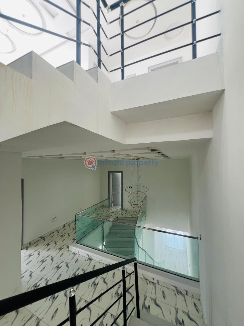 Newly built 5 bed duplex in a gated estate - 11 5 bedroom Detached Duplex For Sale Vgc Victoria Garden City Lekki Lagos - 11