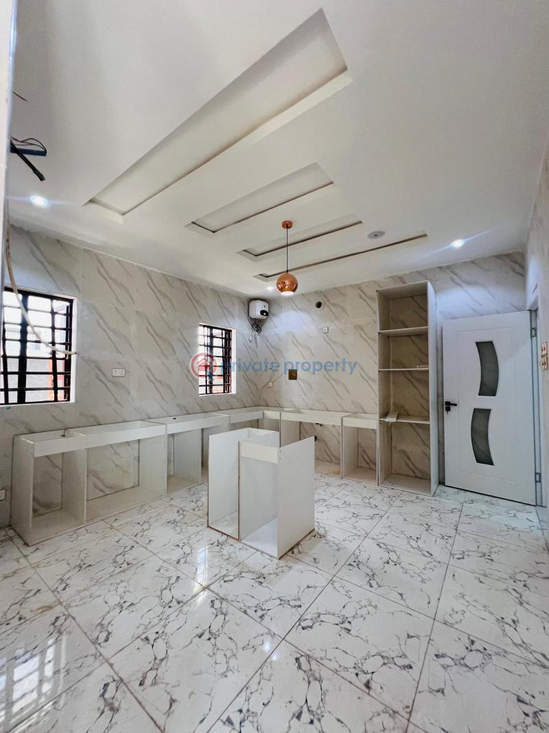 5 bedroom Detached Duplex For Sale Lekki County Estate Ikota Lekki Lagos - 1