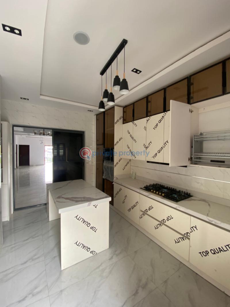 5 bedroom Detached Bungalow For Sale Ikota Villa Ikota Lekki Lagos - 4