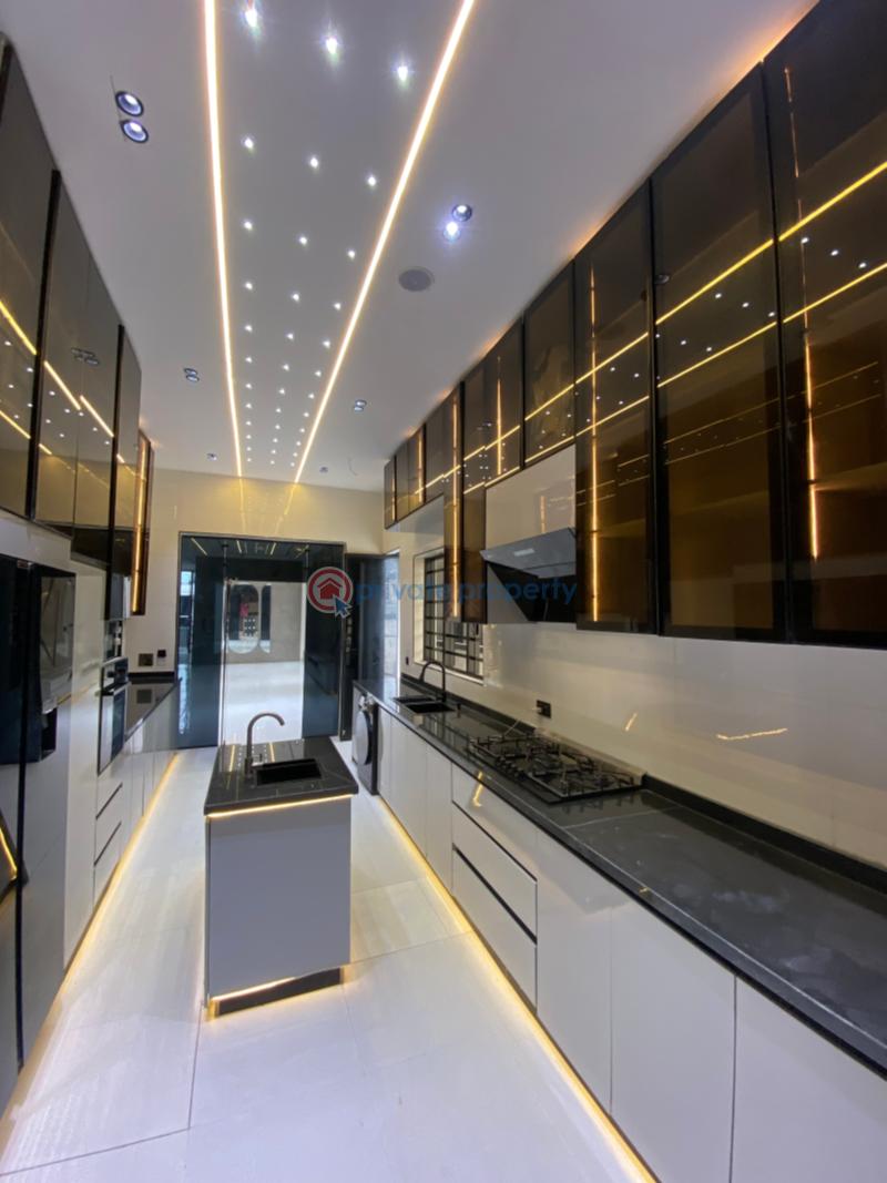 5 bedroom Detached Duplex For Sale Chevron Drive Lekki Lagos - 5