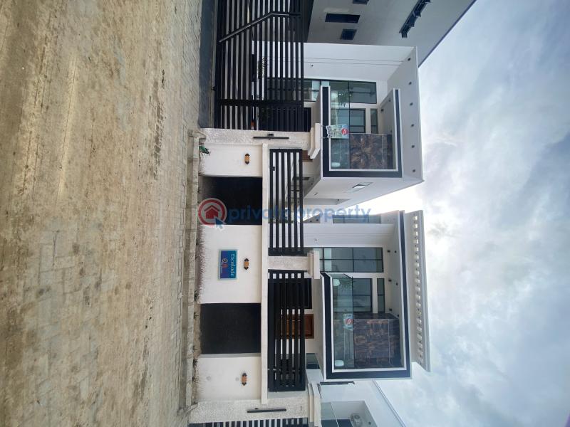 5 bedroom Detached Duplex For Sale Chevron Drive Lekki Lagos - 1