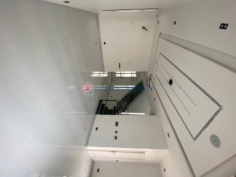 5 bedroom Detached Duplex For Sale Chevron Drive Lekki Lagos - 9