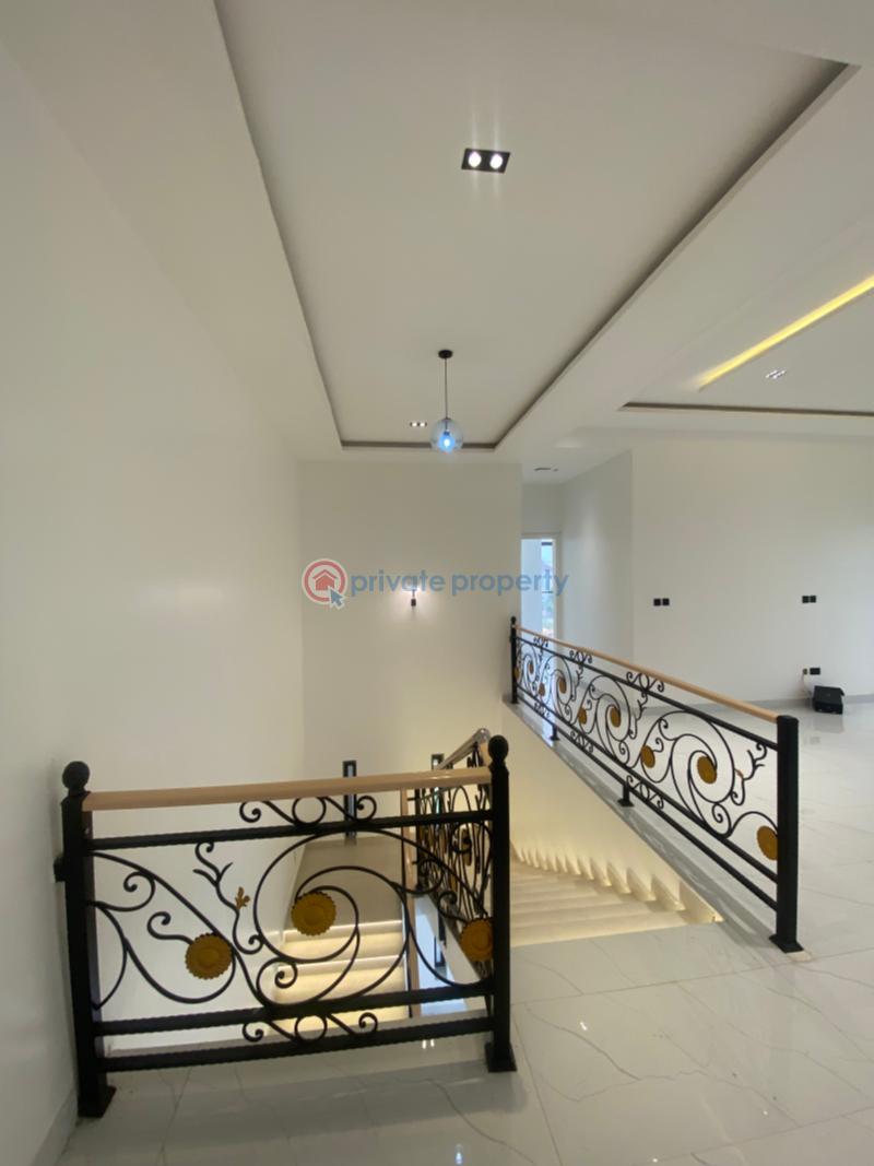 5 bedroom Detached Duplex For Sale Chevron Drive Lekki Lagos - 5