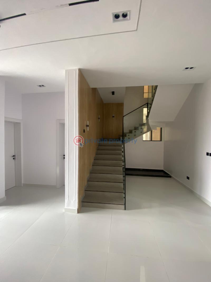 5 bedroom Detached Duplex For Sale Discovery Park Lekki Expressway Lagos - 2
