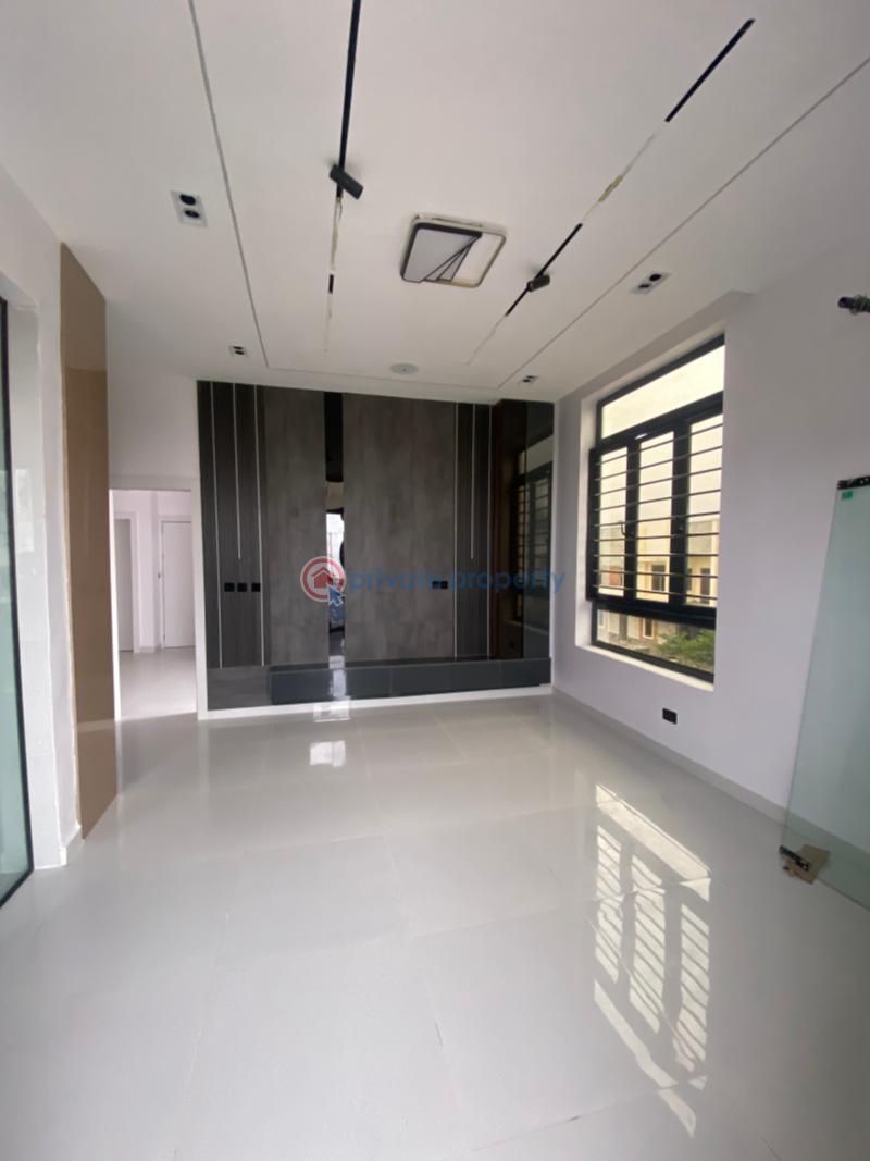 5 bedroom Detached Duplex For Sale Discovery Park Lekki Expressway Lagos - 8