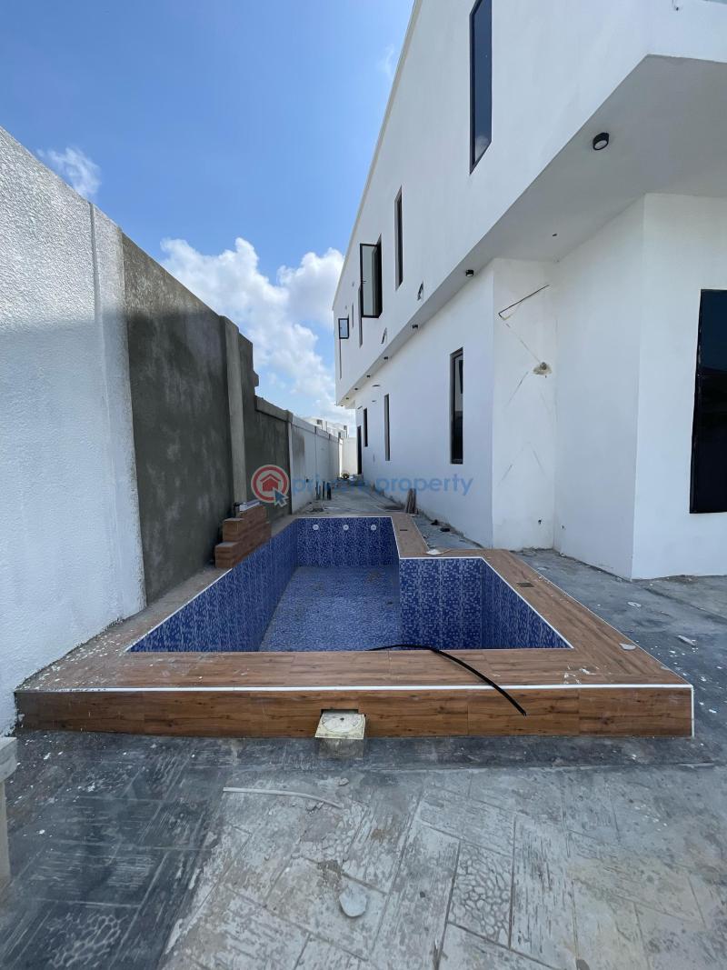 Newly built 5 bed duplex with swimming pool - 12 5 bedroom Detached Duplex For Sale Orchid Road Along Lekki Expressway Lagos - 12