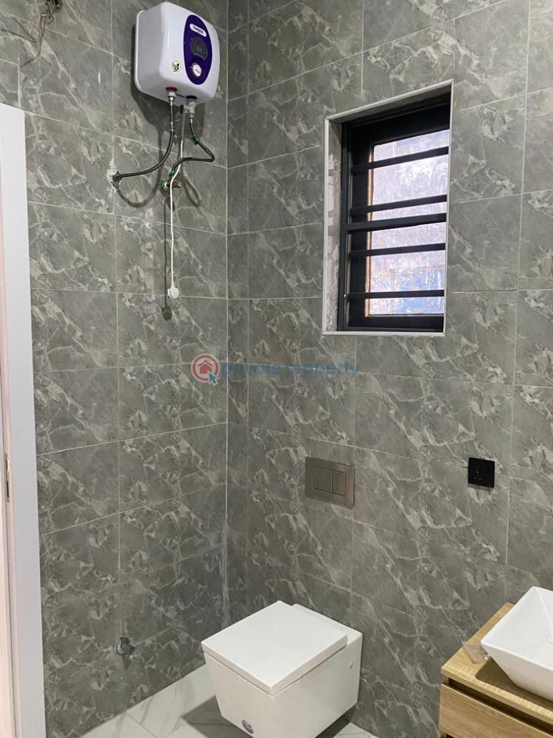 5 bedroom Detached Duplex For Sale Chevron Drive Lekki Lagos - 5