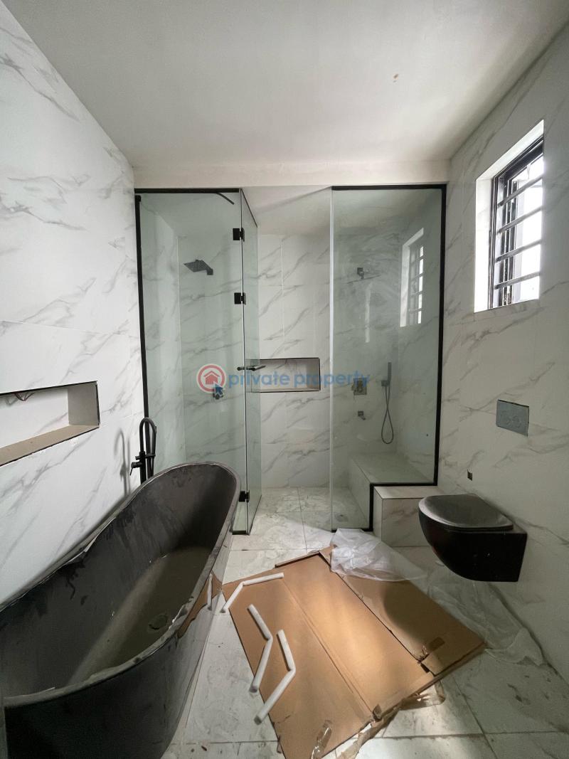 Newly built 5 bed duplex with swimming pool - 10 5 bedroom Detached Duplex For Sale Orchid Road Along Lekki Expressway Lagos - 10