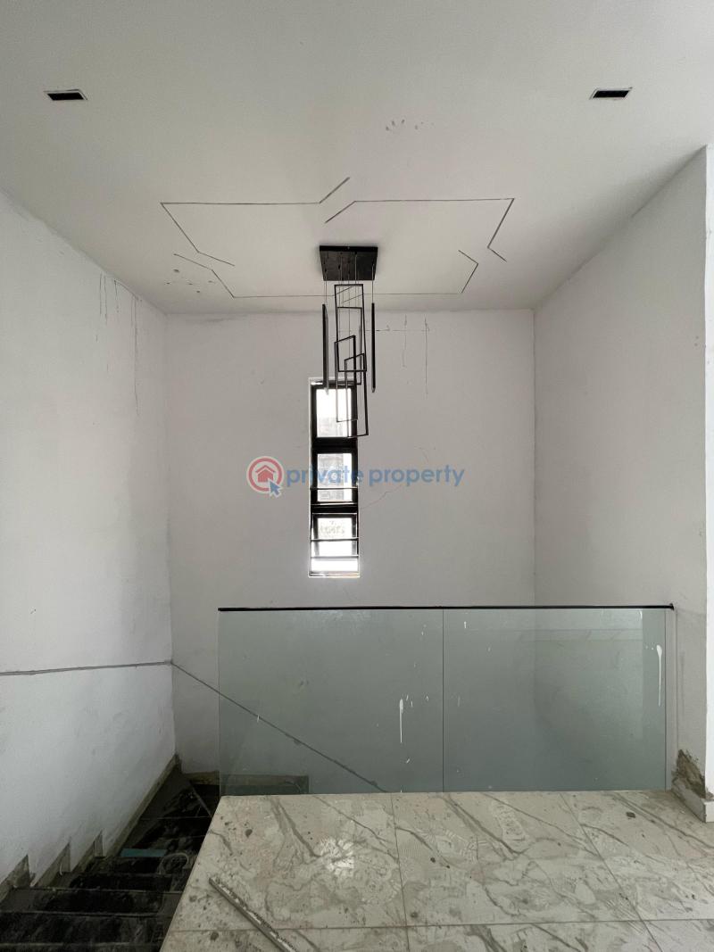 Newly built 5 bed duplex with swimming pool - 5 5 bedroom Detached Duplex For Sale Orchid Road Along Lekki Expressway Lagos - 5